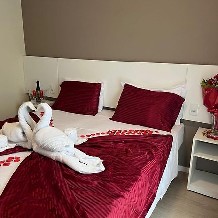 Caravaggio Praia Hotel フロリアノポリス エクステリア 写真
